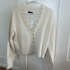 GAP Women's Cream Scalloped Cardigan NWT